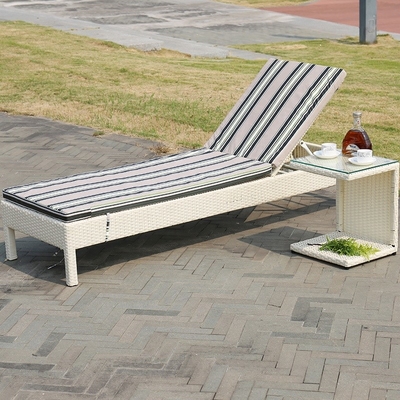 Thư giãn ngoài trời Wicker Sun Lounger Bed Ghế mây Ghế dài cho hồ bơi trên bãi biển